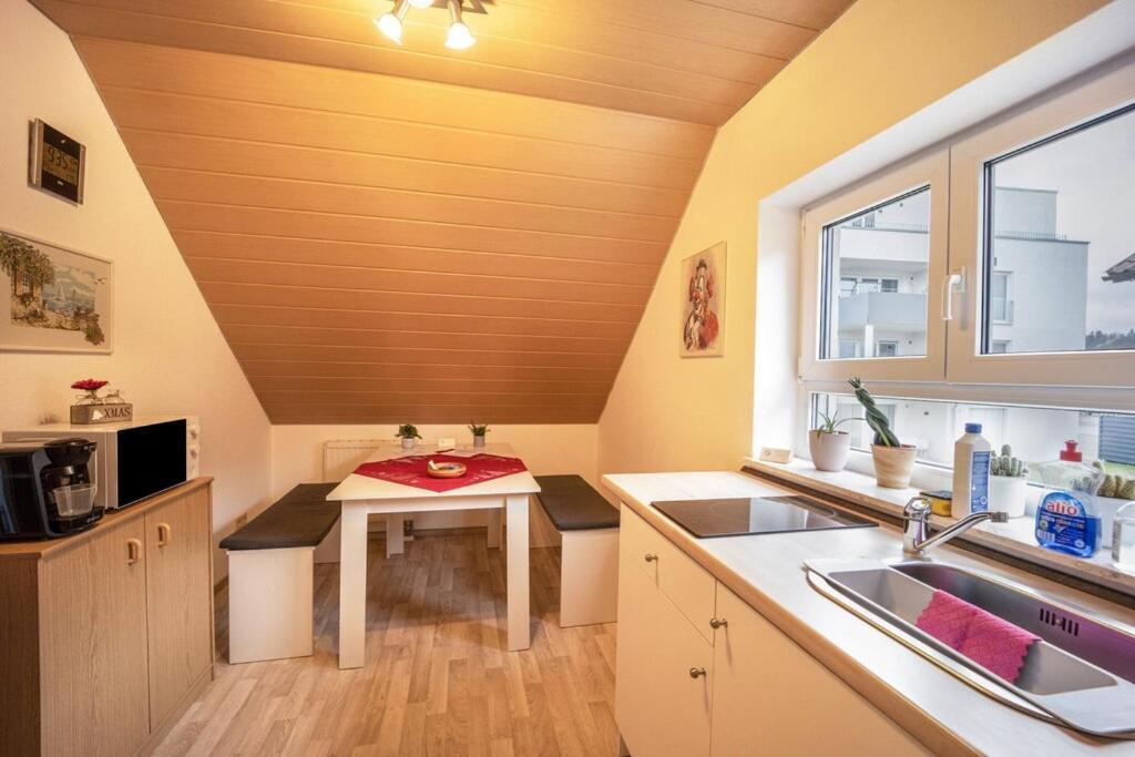 Ferienwohnung Im Gruenen, 10 Km Rv, 30 Km Bodensee, Kueche Bad Balkon Wolpertswende Kültér fotó
